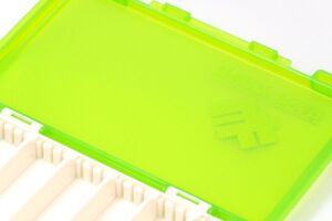 Thirty34Four Freely Slim Case L Clear Green Silikon Kutusu