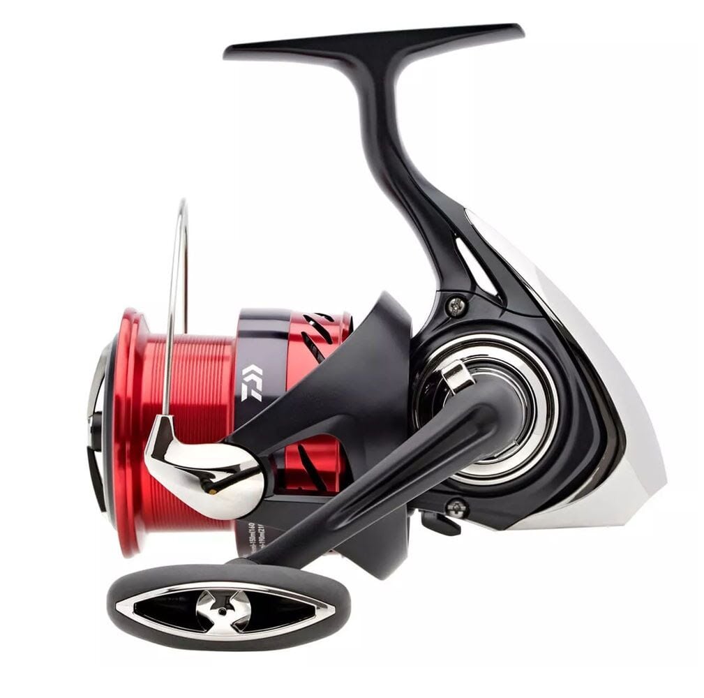 Daiwa Ninja 24 BS LT 3000C Spin Makinesi